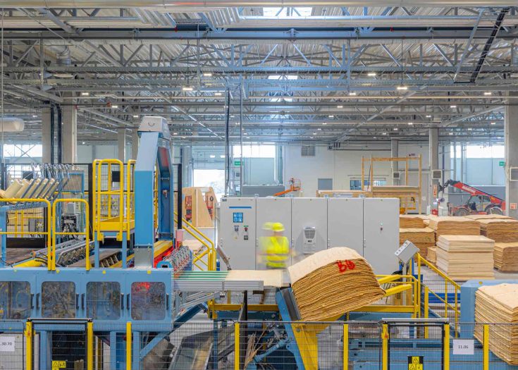 VMG_LIGNUM_CONSTRUCTION_LVL_I_JOIST_PARTICLE_BOARDS_manufacturer_supplier_producer_-factory_in_Europe_g10-aspect-ratio-735-525