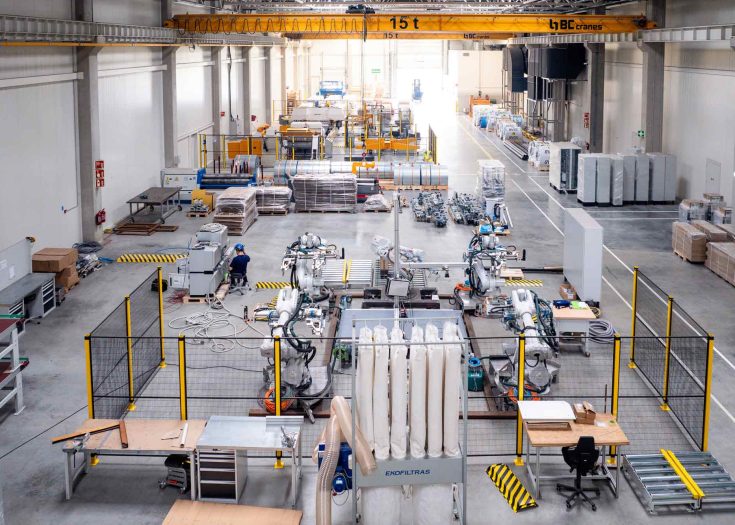 VMG_TECHNICS_automation_engineering_company_in_Europe_customized_robotization_industrial-automation_g1-aspect-ratio-735-525