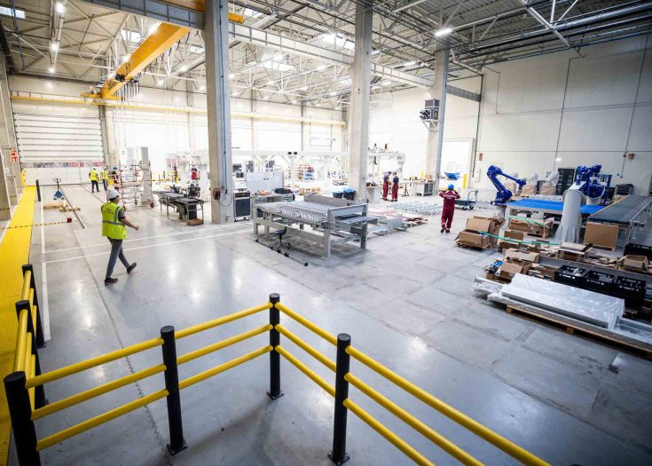 VMG_TECHNICS_automation_engineering_company_in_Europe_customized_robotization_industrial-automation_g3-aspect-ratio-735-525