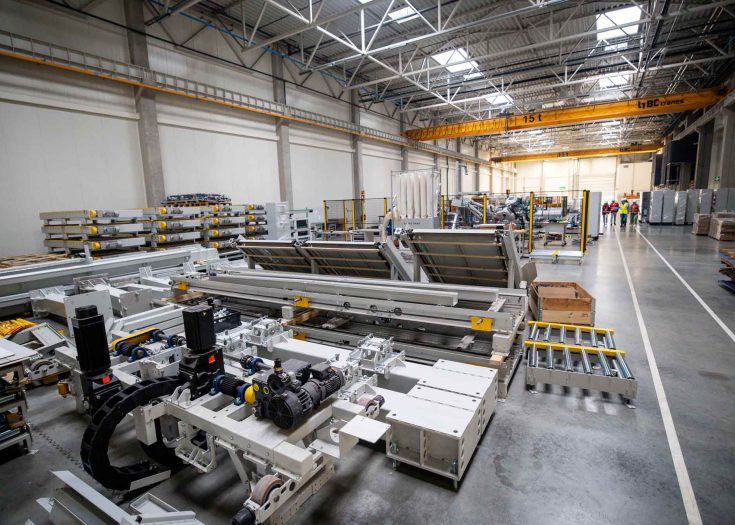 VMG_TECHNICS_automation_engineering_company_in_Europe_customized_robotization_industrial-automation_g4-aspect-ratio-735-525