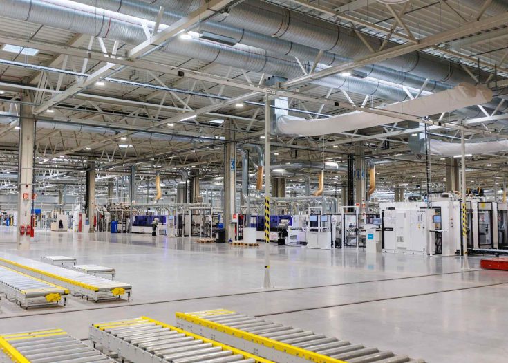 VMG_WOOD_INVEST_furniture_components_cabinet_furniture_factory_manufacturer_in_Europe-_mass_production_gb1-aspect-ratio-735-525