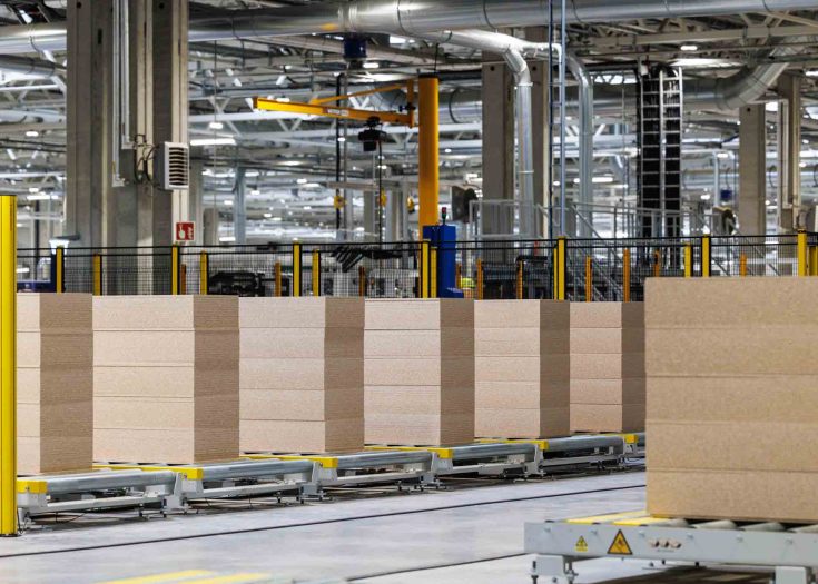 VMG_WOOD_INVEST_furniture_components_cabinet_furniture_factory_manufacturer_in_Europe-_mass_production_gb5-aspect-ratio-735-525
